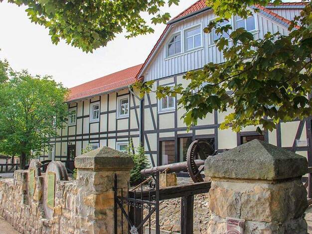 Gewerbeobjekt zum Kauf provisionsfrei als Kapitalanlage geeignet 1.450.000 € 1.400 m² 1.400 m² Grundstück Wienrode Blankenburg 38889