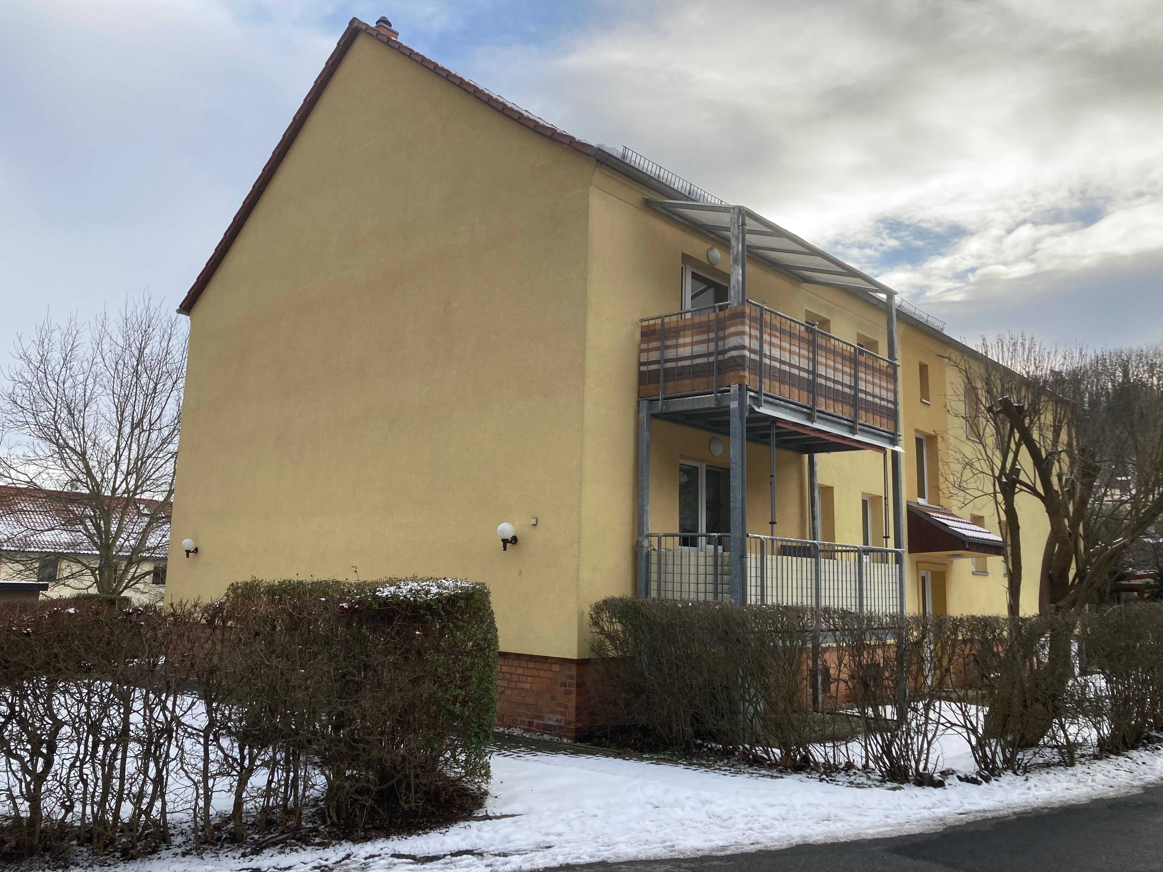 Wohnung zur Miete 300 € 1 Zimmer 36,7 m²<br/>Wohnfläche 1.<br/>Geschoss 01.12.2024<br/>Verfügbarkeit Opitzer Str. 1 Freital Freital 01705