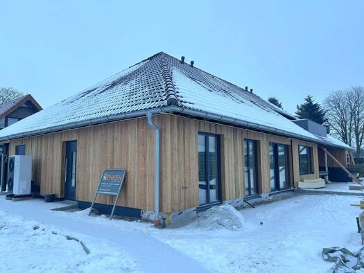 Wohnung zur Miete 1.450 € 4 Zimmer 128,8 m² frei ab 01.04.2026 Wiefelstede 26215