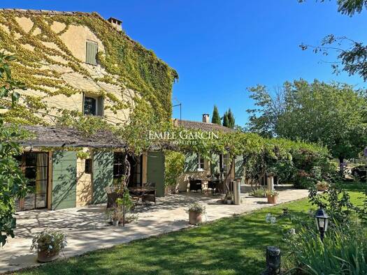 Haus zum Kauf 2.750.000 € 670 m² 24.354 m² Grundstück Cabrières-d'Avignon 84220