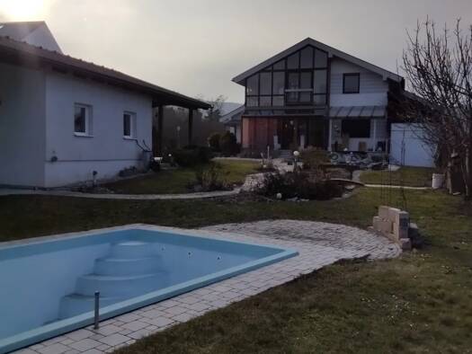 Immobilie in Wiesen - Haus zum Kauf - Wiesen - 675.000 € - 10 Zimmer, 305 m², 1.800 m² Grundstück - Bild 1