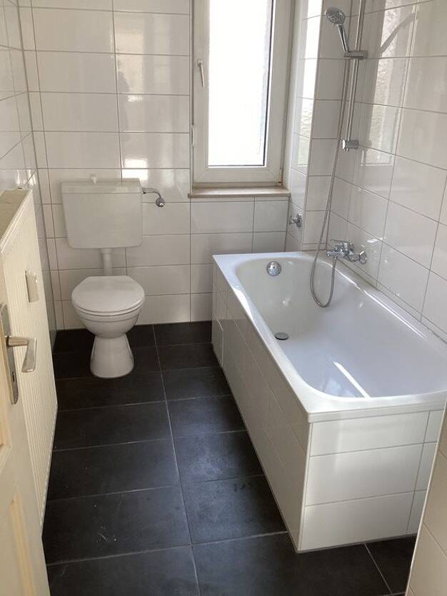 Wohnung zur Miete 738 € 2 Zimmer 58,8 m² frei ab 01.08.2025 Platanenstr. 13 Waldstraße Wiesbaden 65187