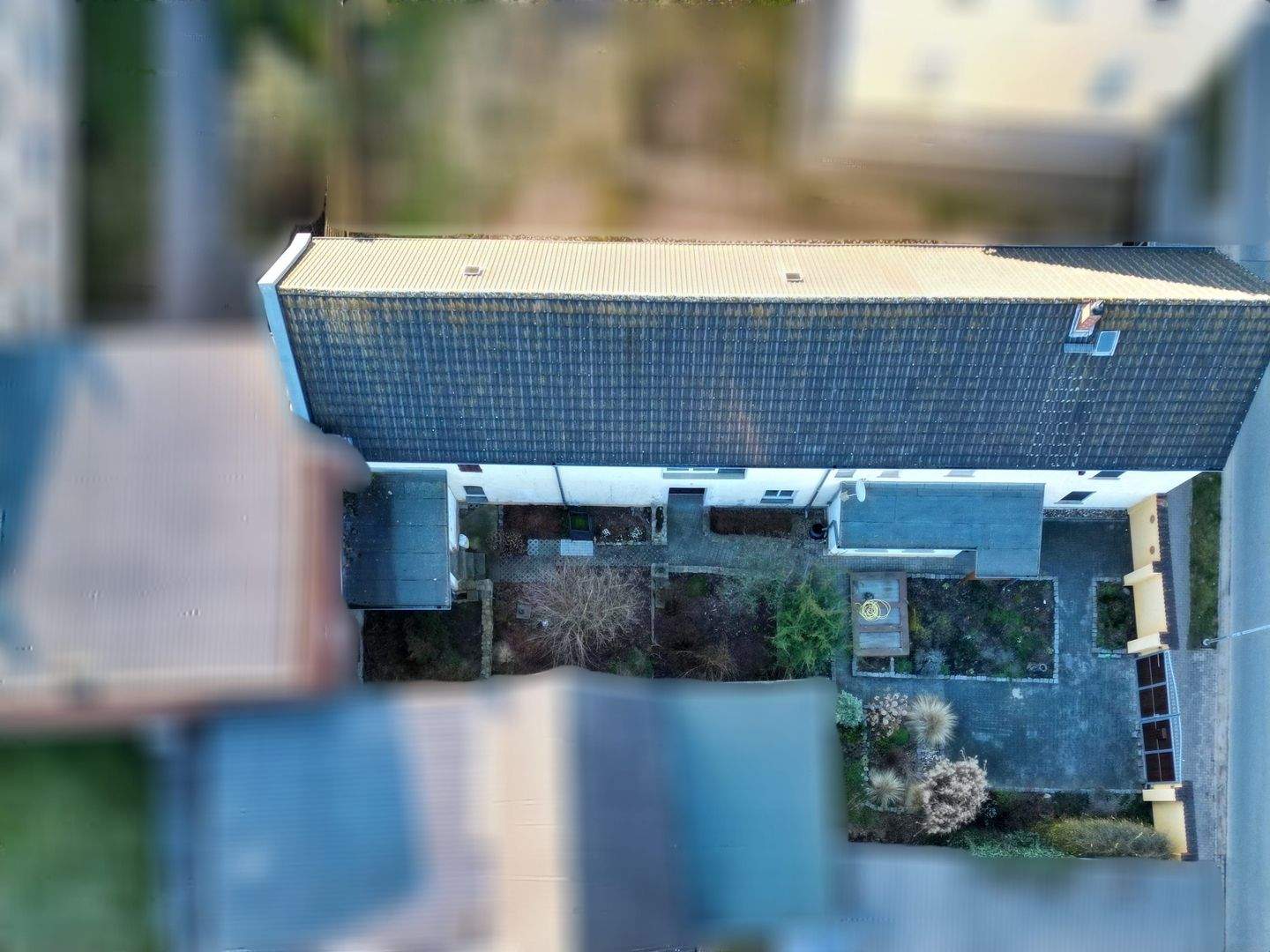 Immobilie in Bördeland - Charmantes Einfamilienhaus mit Innenhof, Doppelgarage und Ausbaupotenzial in ruhiger Lage von Eggersdorf - Bild 2