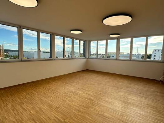 Bürofläche zur Miete 2.500 € 8 Zimmer 215 m² Bürofläche Ludwig-Erhard-Straße Münchnerau Landshut 84034