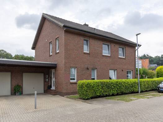 Mehrfamilienhaus zum Kauf 397.000 € 6 Zimmer 181 m² 558 m² Grundstück Barrien Syke 28857