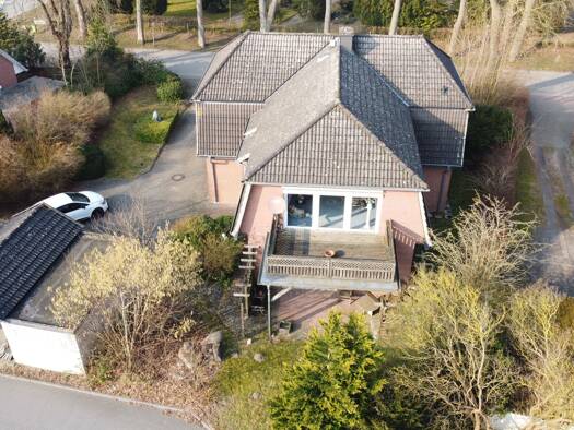 Mehrfamilienhaus zum Kauf 379.000 € 6 Zimmer 228 m² 878 m² Grundstück Bornhöved 24619