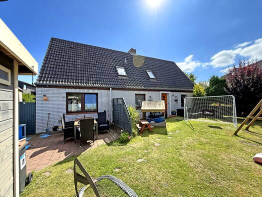 Einfamilienhaus zum Kauf 339.000 € 5 Zimmer 154 m² 333 m² Grundstück Reinfeld 23858