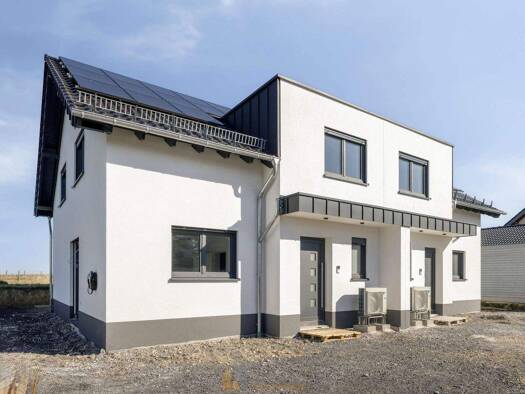 Mehrfamilienhaus zum Kauf - Erstbezug 796.000 € 8 Zimmer 256,5 m² 764 m² Grundstück frei ab 01.06.2026 Rotterheide Neustadt (Wied) 53577