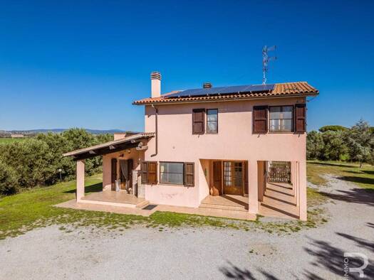 Haus zum Kauf 850.000 € 6 Zimmer 275 m² 200.000 m² Grundstück frei ab sofort Orbetello