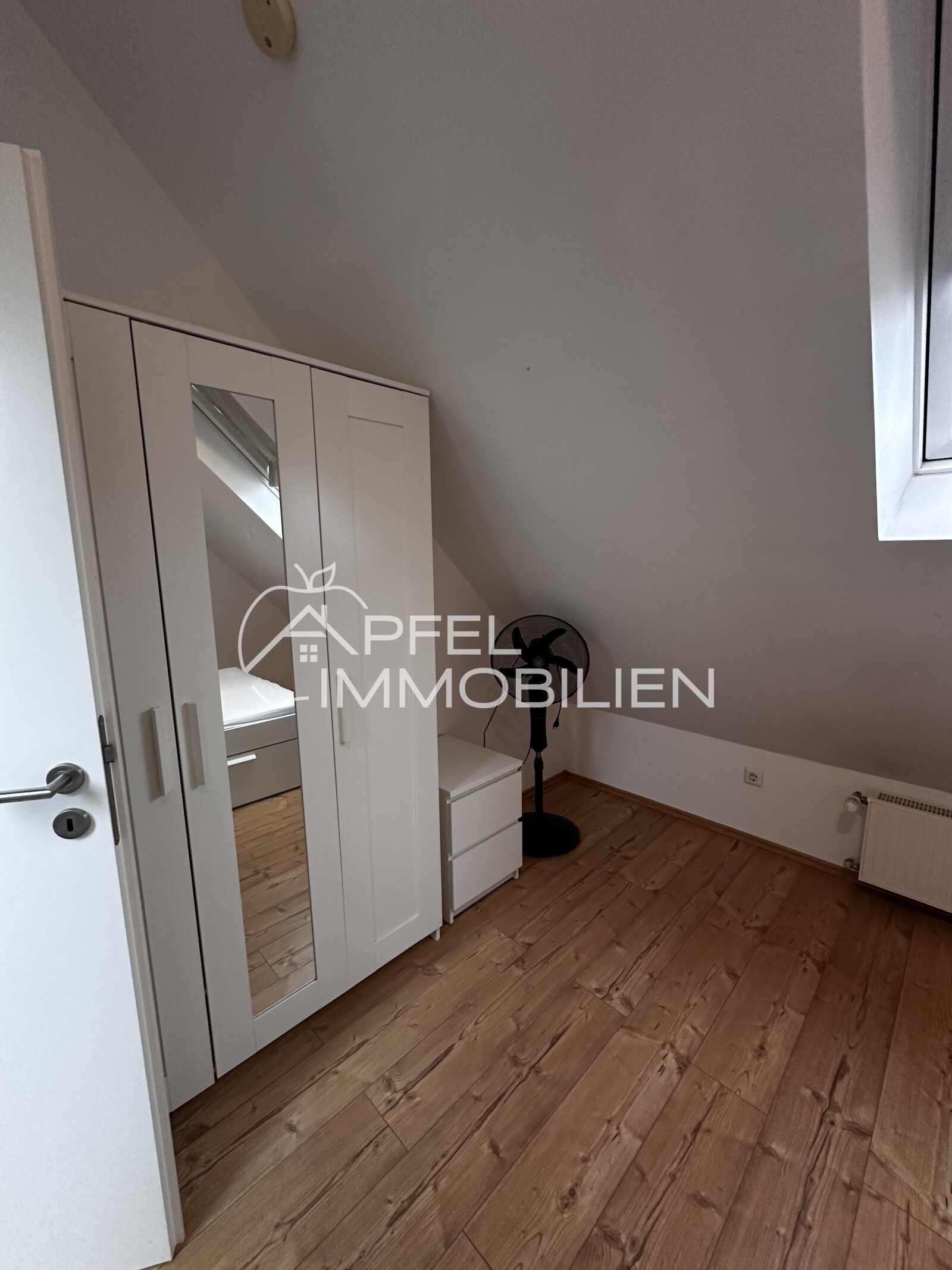 Wohnung zur Miete 980 € 2 Zimmer 70 m²<br/>Wohnfläche 3.<br/>Geschoss ab sofort<br/>Verfügbarkeit Hauptstraße 3 Dagersheim / Hulb Böblingen 71034