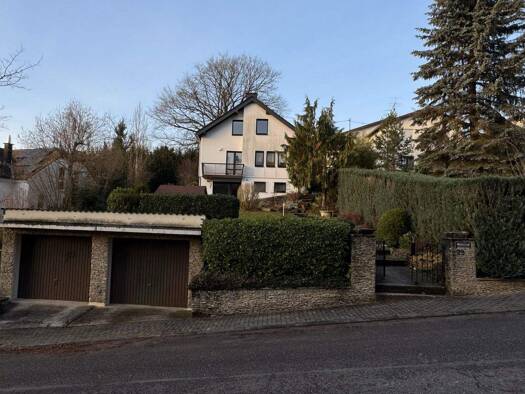 Einfamilienhaus zum Kauf 379.000 € 5 Zimmer 185 m² 677 m² Grundstück Bübingen Saarbrücken 66129