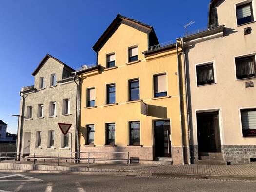 Reihenmittelhaus zum Kauf 259.000 € 5 Zimmer 131,3 m² frei ab 01.01.2027 Crimmitschau Crimmitschau 08451