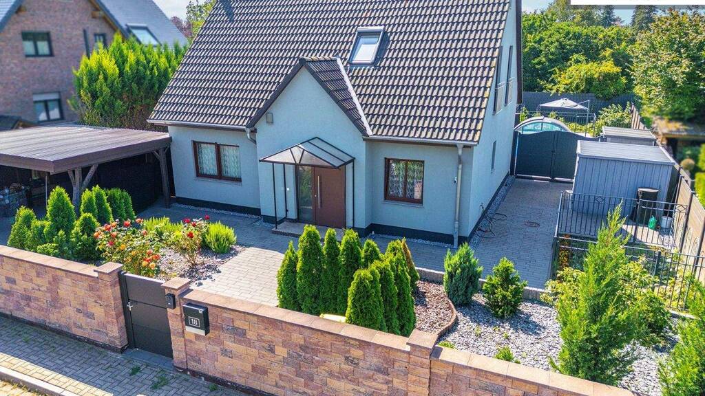 Einfamilienhaus zum Kauf 699.000 € 5 Zimmer 140 m² 750 m² Grundstück Kiefernweg 18 Hopfengarten Magdeburg / Hopfengarten 39120