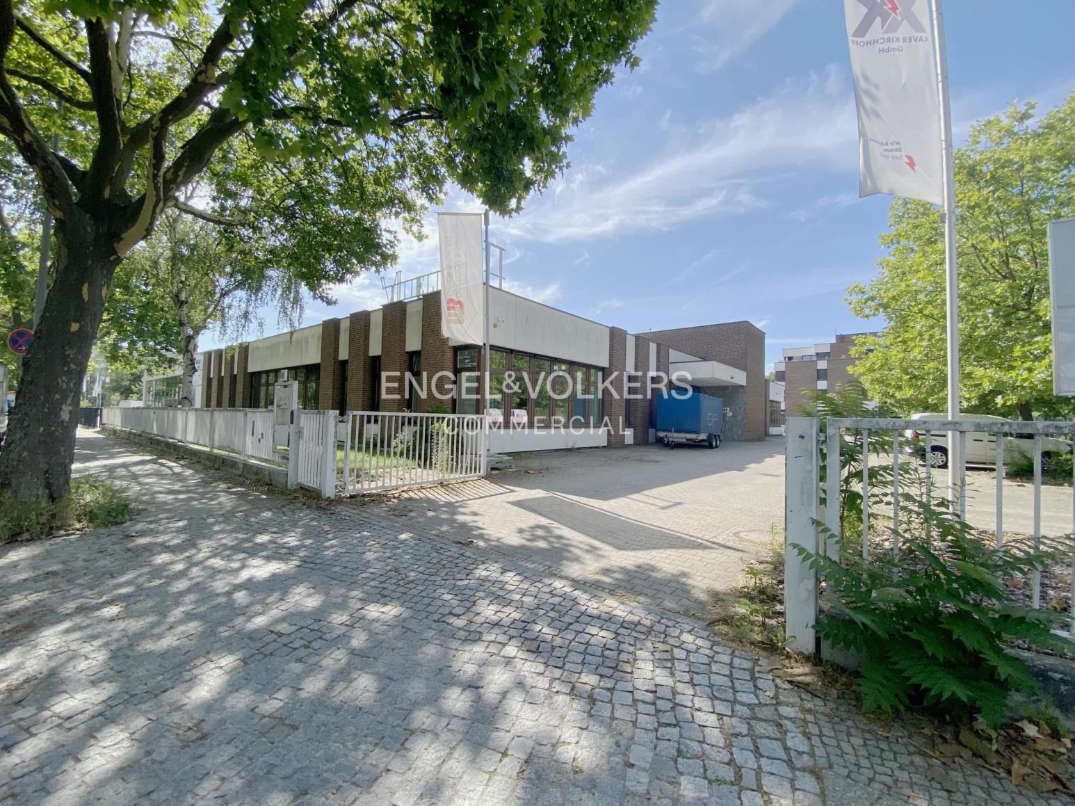 Büro-/Praxisfläche zur Miete 10 € 226,3 m²<br/>Bürofläche ab 82 m²<br/>Teilbarkeit Mariendorf Berlin 12109