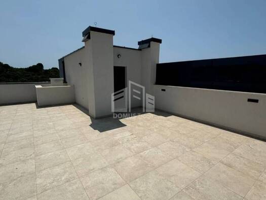 Wohnung zum Kauf 450.000 € 6 Zimmer 92 m² Okrug Donji 21223