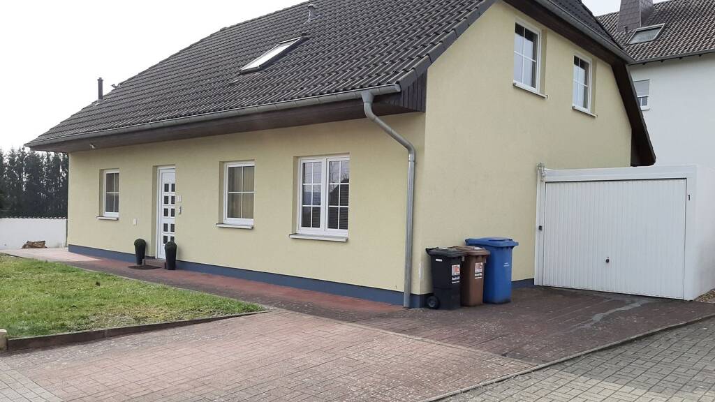 Einfamilienhaus zum Kauf als Kapitalanlage geeignet 379.000 € 1 Zimmer 153 m² 472 m² Grundstück Hütschenhausen 66882