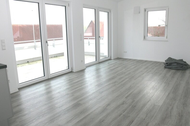 Penthouse zur Miete 1.080 € 2,5 Zimmer 100 m²<br/>Wohnfläche ab sofort<br/>Verfügbarkeit Gröningen Satteldorf 74589