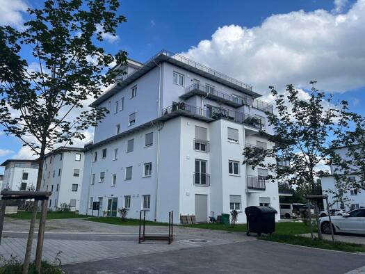 Wohnung zur Miete 1.650 € 4 Zimmer 99,1 m² EG Barbenstraße 3 Kolbermoor 83059