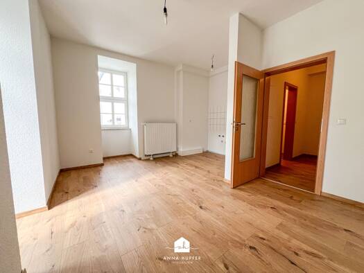 Wohnung zur Miete 200 € 1 Zimmer 29,2 m² 2 Geschosse frei ab 01.12.2026 Weida Weida 07570