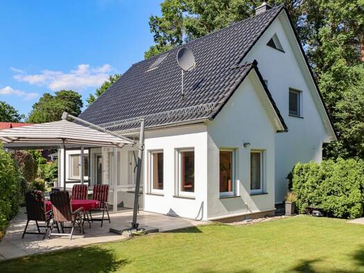Einfamilienhaus zum Kauf 599.303 € 4 Zimmer 143,5 m² 585 m² Grundstück Zeuthen 15738