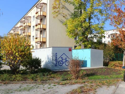 Wohnung zur Miete 410 € 3 Zimmer 59,9 m² 1. Geschoss Am Rondel 9 Innenstadt Dessau-Roßlau 06842