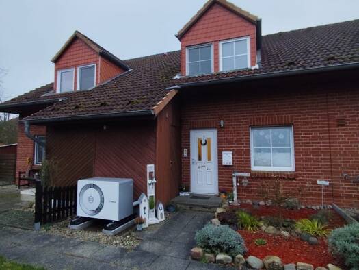 Reihenmittelhaus zum Kauf 260.000 € 4 Zimmer 96 m² 340 m² Grundstück Jesendorf Jesendorf 19417