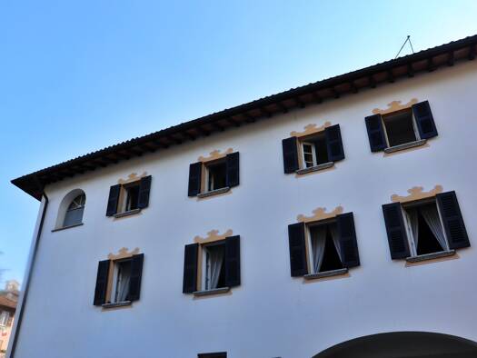 Villa zum Kauf 750.000 € 10 Zimmer 200 m² 300 m² Grundstück Menaggio 22017