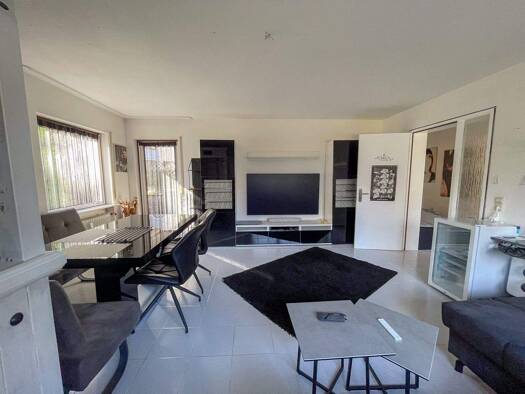 Wohnung zum Kauf 328.000 € 3 Zimmer 74 m² EG Berkheim Esslingen am Neckar 73734