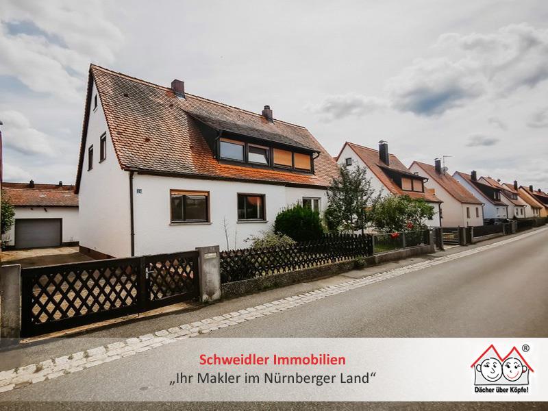 Haus zum Kauf 358.000 € 5 Zimmer 89 m²<br/>Wohnfläche 345 m²<br/>Grundstück ab sofort<br/>Verfügbarkeit Kalchreuth Kalchreuth 90562