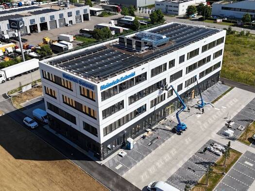 Bürofläche zur Miete - Erstbezug 13,50 € 2.002 m² Bürofläche teilbar ab 200 m² Henleinstr. 3 Gersthofen 86368