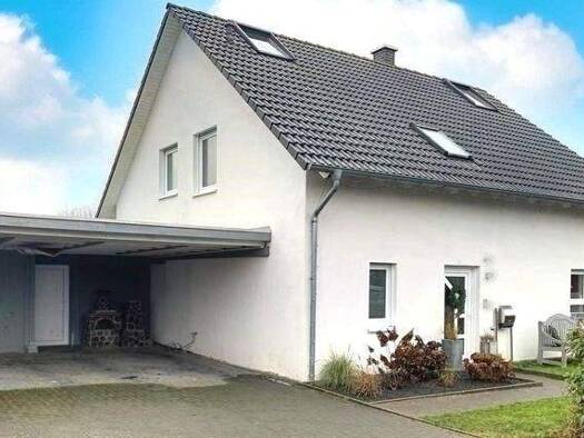 Einfamilienhaus zum Kauf 469.500 € 5 Zimmer 150 m² 667 m² Grundstück Hasselburg Altenkrempe 23730