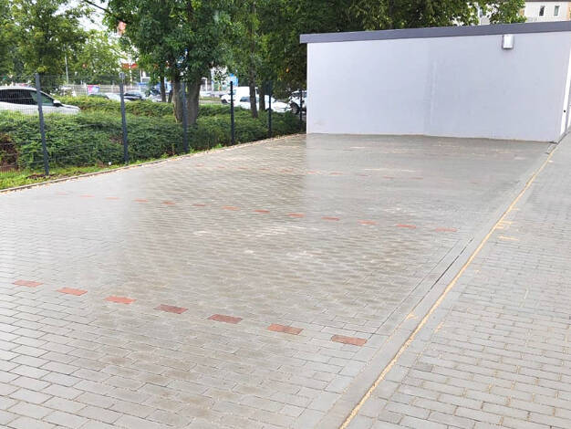 Außenstellplatz zur Miete 25 € Ikarusstraße 999 Merseburg 06217