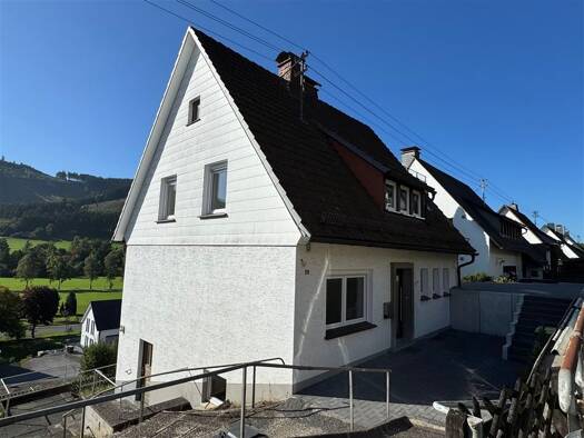 Einfamilienhaus zum Kauf 249.000 € 5 Zimmer 116 m² 616 m² Grundstück Saalhausen Lennestadt 57368