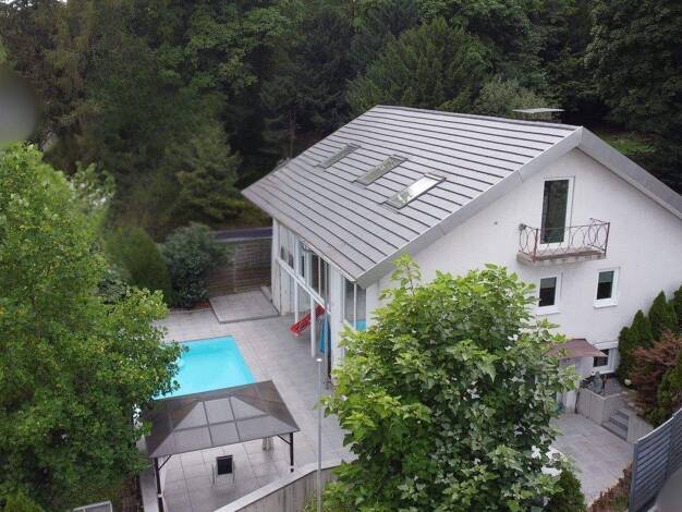 Haus zum Kauf provisionsfrei 7 Zimmer 259 m² 701 m² Grundstück Berg Landshut 84036