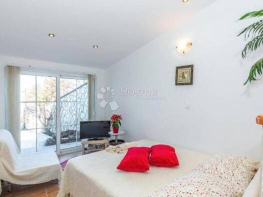 Studio zur Miete 700 € 1 Zimmer 38 m² Hreljin, Bakar Bakar