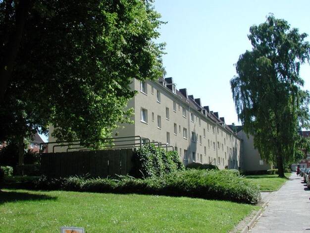 Wohnung zur Miete 345 € 2 Zimmer 39,1 m² 2. Geschoss frei ab 19.08.2026 Gaußstr. 37 Gaarden-Ost Kiel 24143