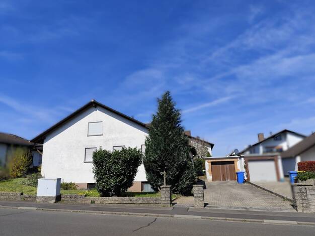 Einfamilienhaus zum Kauf 349.000 € 5 Zimmer 119 m² 672 m² Grundstück Hungen 35410