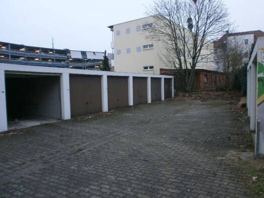 Garage zur Miete 55 € Kirchstrasse Neuenhäusen Celle 29221