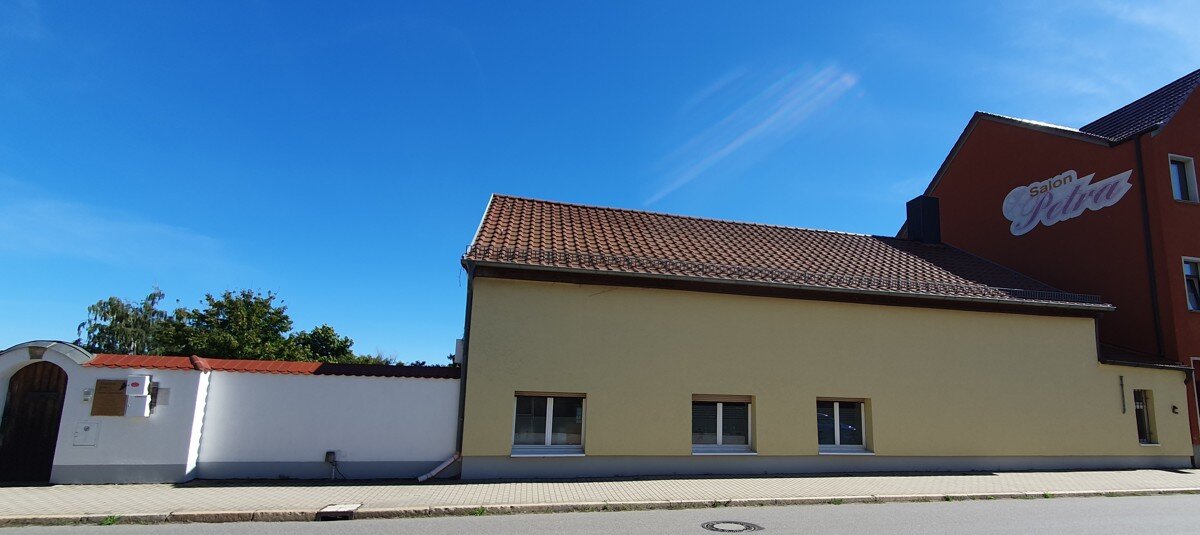 Medizinisches Gebäude zum Kauf 285.000 € 7 Zimmer 190 m²<br/>Bürofläche Naumburg Naumburg 06618