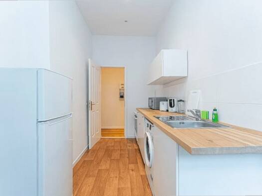 Büro zur Miete provisionsfrei 250 € 1 Zimmer 15 m² Bürofläche Stühlinger Freiburg im Breisgau 79106