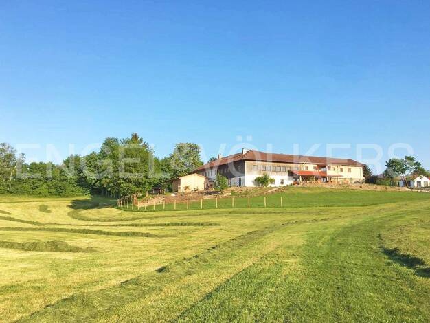 Haus zum Kauf 3.395.000 € 22 Zimmer 798 m² 20.695 m² Grundstück Ferchensee Rechtmehring 83562