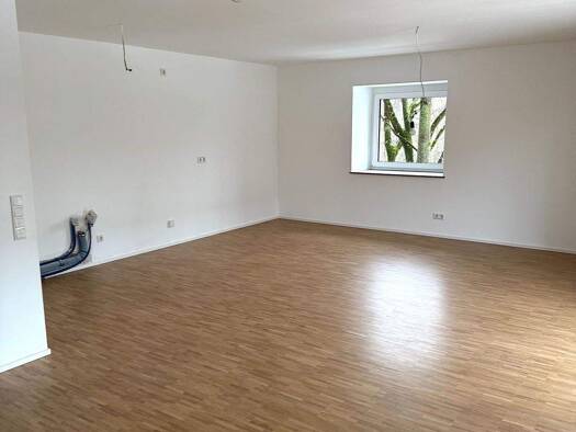 Wohnung zur Miete 890 € 2 Zimmer 68 m² frei ab sofort Marshall-Heights-Ring 4 Kitzingen 97318