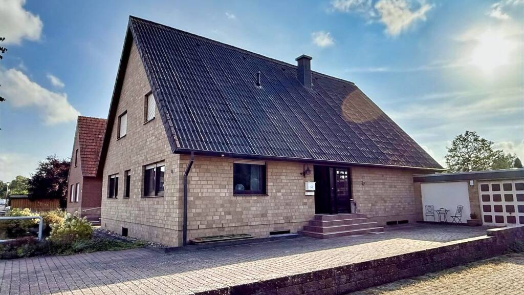 Einfamilienhaus zum Kauf 345.000 € 5 Zimmer 206 m² 1.004 m² Grundstück Hesepe Bramsche 49565