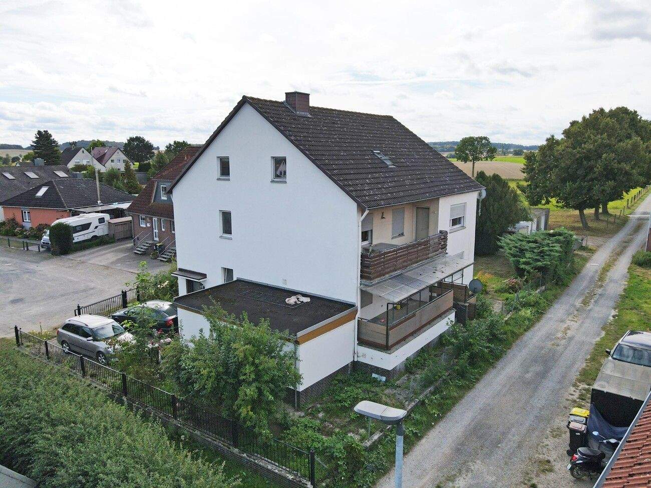 Immobilie in Springe - Sanierung nötig - 2-FH mit Potenzial! - Bild 2