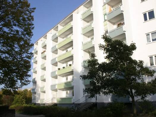 Wohnung zur Miete 393 € 3 Zimmer 67,7 m² 6. Geschoss St.-Josef-Straße 21 F Neu Olvenstedt Neu Olvenstedt 39130