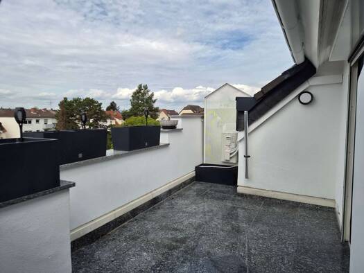 Terrassenwohnung zur Miete 1.000 € 2 Zimmer 56 m² Geschoss -3/3 frei ab sofort Luisenstraße 65 Neu-Isenburg Neu-Isenburg 63263