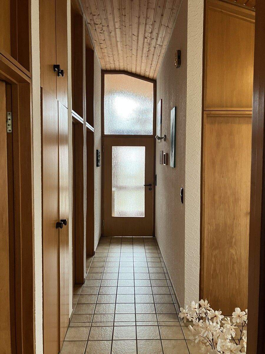 Immobilie in Uplengen - Potential am Kanal - Wohnhaus mit Erweiterungsmöglichkeiten und interessantem Grundstück - Bild 4