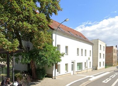 Mehrfamilienhaus zum Kauf als Kapitalanlage geeignet 380.000 € 16 Zimmer 880 m² 1.045 m² Grundstück Zeitz Zeitz 06712