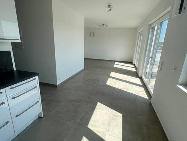 Wohnung zur Miete 1.600 € 3 Zimmer 108 m² 2. Geschoss frei ab 01.09.2026 Röttenbach 91341