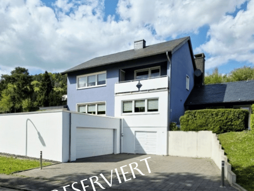 Einfamilienhaus zum Kauf 545.000 € 6 Zimmer 200 m² 948 m² Grundstück frei ab sofort Kahrener Straße 42 Saarburg Saarburg 54439